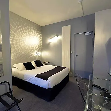 Hotel France 2*