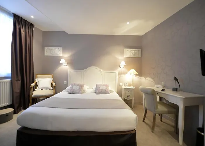 酒店 法国酒店 2*